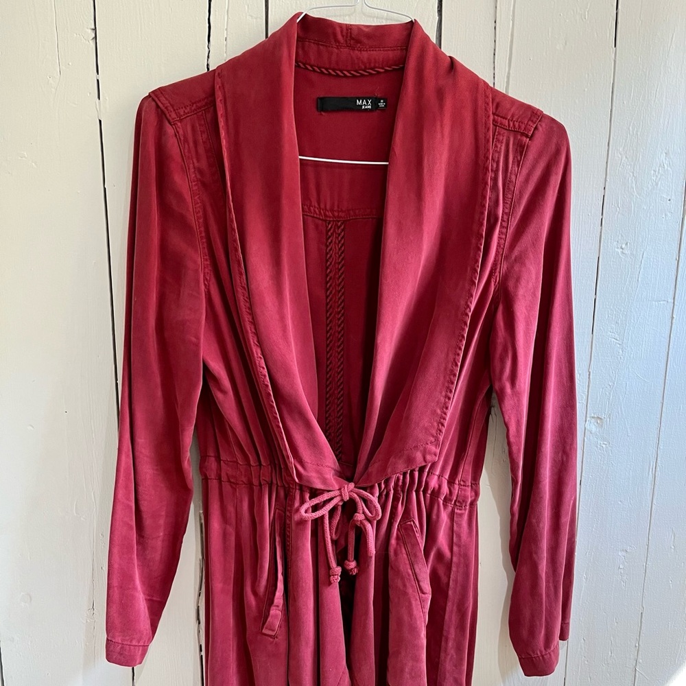 Super soft burgundy flowy duster
